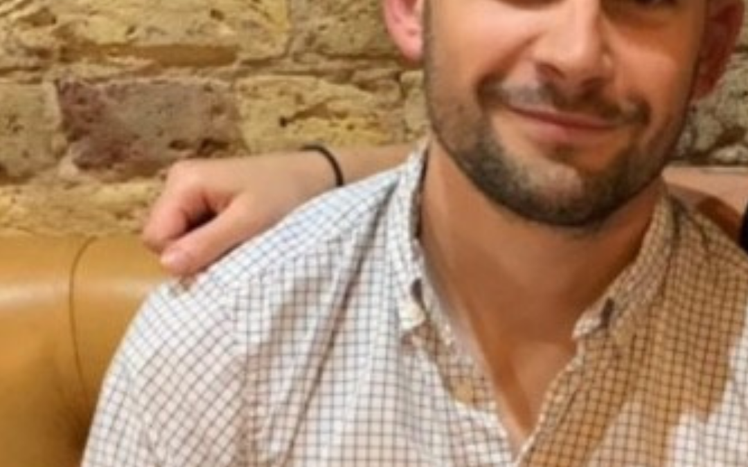 Elliot Dobbie
